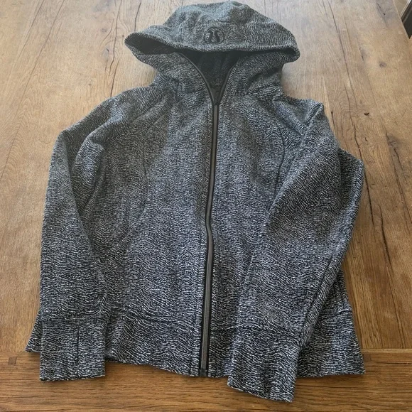 Lululemon Scuba Hoodie IV Size 10 - Picture 2 of 8